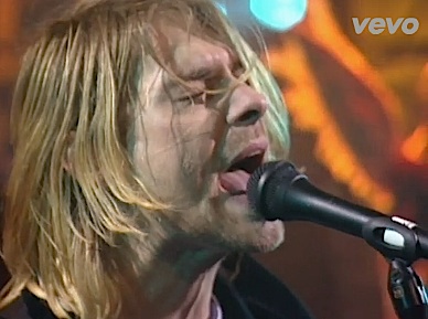 Kurt Cobain sings "Scentless Apprentice."
